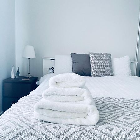 Small Doble, Shared House Filton Phòng bức ảnh
